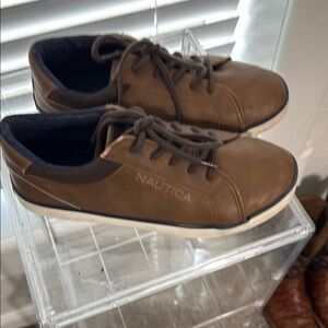 Nautica Mens /Boys Blatne Deck Shoes – Size 5